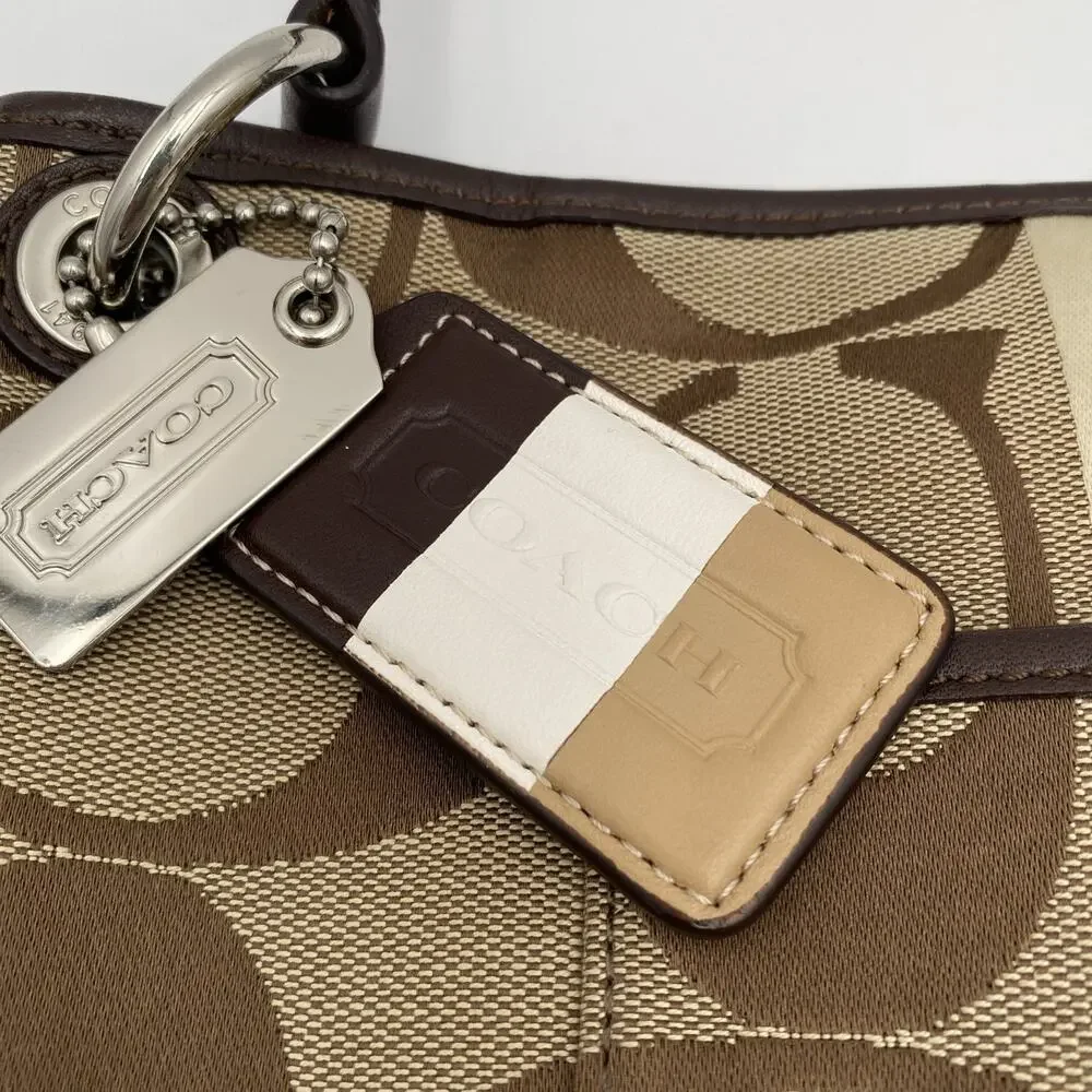 Coach hamptons weekender